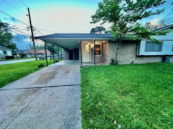 320 S Avenue F, Humble, TX 77338