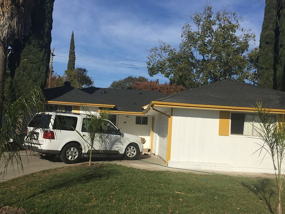 2nd image of 49 Marilyn Ave
