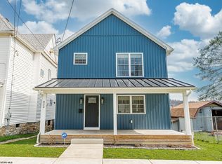 822 Gaston Ave, Fairmont, WV 26554