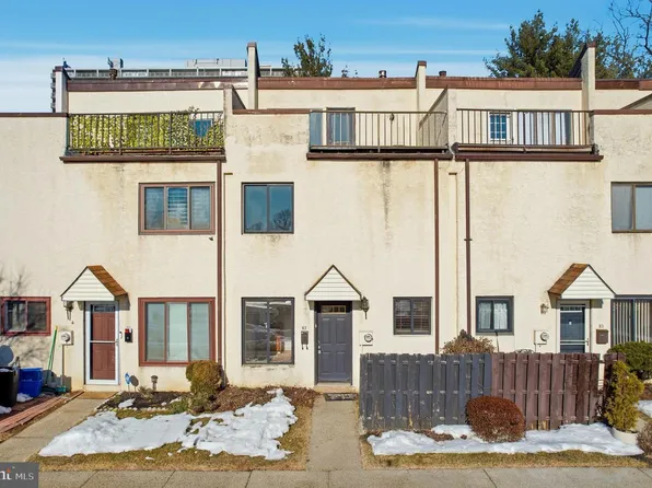 7601 Crittenden St APT H2, Philadelphia, PA 19118