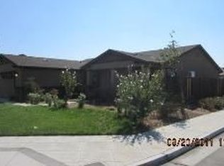 4540 E Burns Ave, Fresno, CA 93725