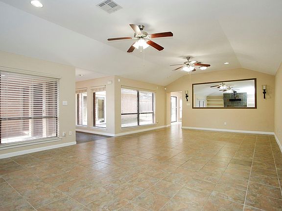 5th image of 14902 Beechmoor Dr