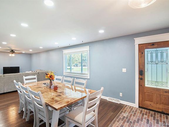 4th image of 2267 Great Oak Cir
