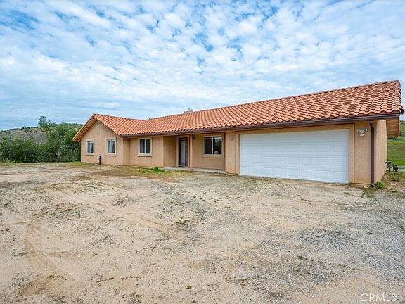 4th image of 3151 Parkhill Rd
