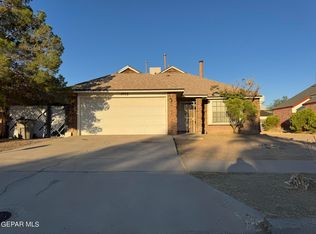 1823 Chris Scott Dr, El Paso, TX 79936