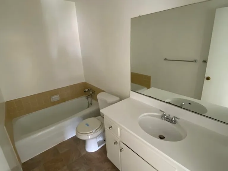 425 N Nicholson Ave — Photo 9