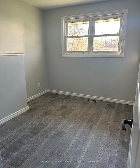 1210 Homuth Ave — Photo 5
