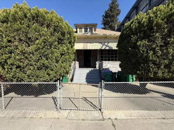 424 S El Dorado St, Stockton, CA 95203