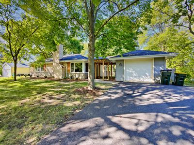 614 Polo Dr, Wheaton, IL, 60187