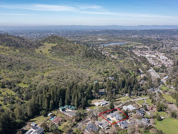 3rd image of 5897 Melita Road
