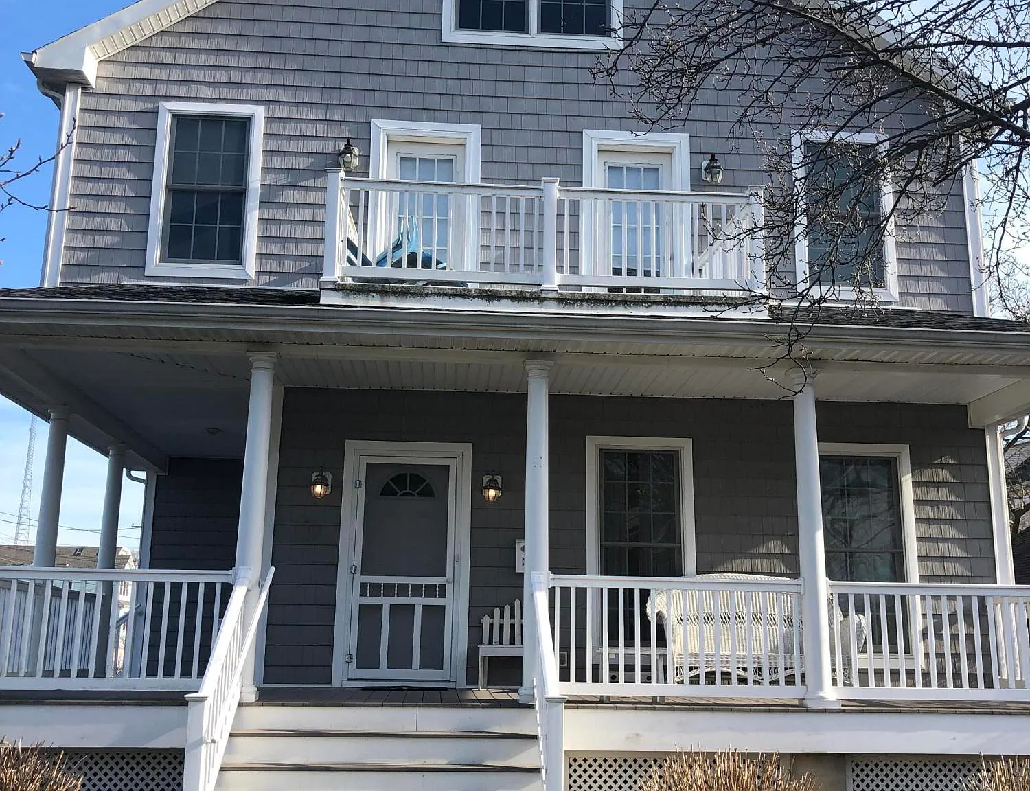 5 bed, 3.5 bath, 2782 sqft, $3,400 — Photo 2
