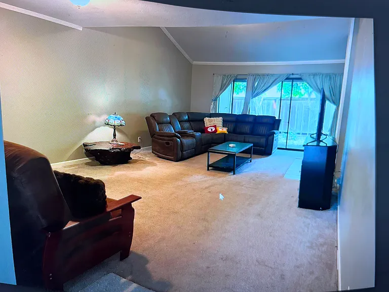 3450 W Benjamin Holt Dr — Photo 4