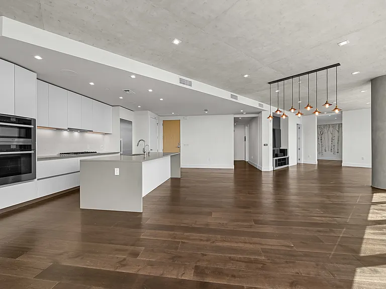 501 West Ave #3201 — Photo 6
