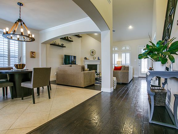 4th image of 1905 Goldenrod Ln