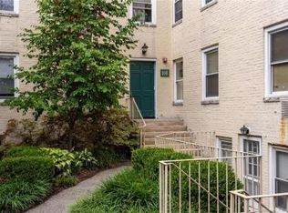 108 Summer St #2B, Stamford, CT