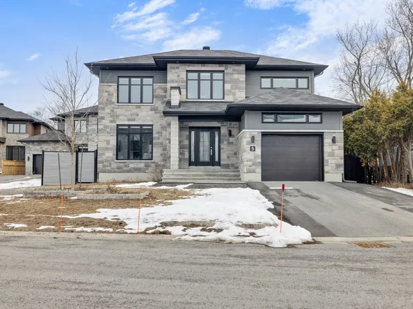 5 Rue Cavanagh, Gatineau, QC J9H 1K8