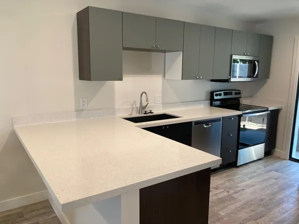 3451 N 37th St APT 4, Phoenix, AZ 85018
