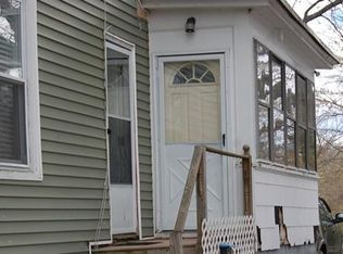 295 Hildreth St, Lowell, MA 01850