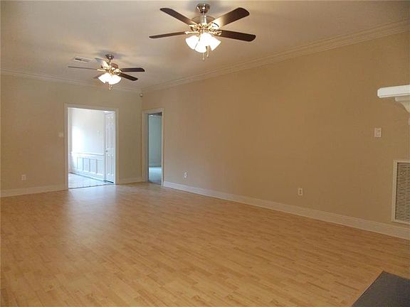5th image of 3917 N Hullen St