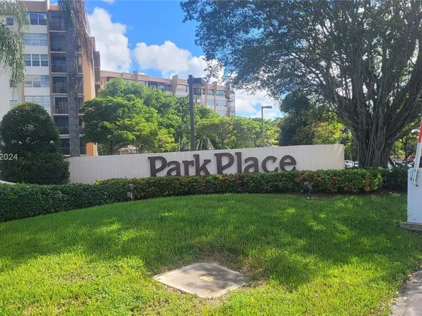 1100 Saint Charles Pl APT 715, Pembroke Pines, FL 33026