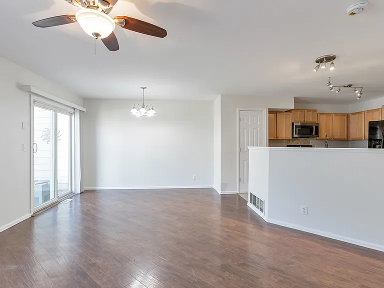 1254 S Zeno Way #E — Photo 23
