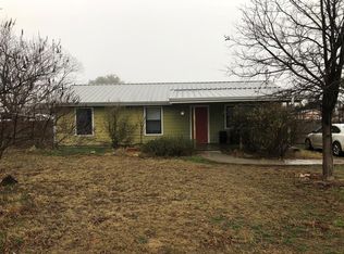 1209 Loving St, Mason, TX 76856