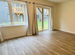1334 Kobzar Dr, Oakville, ON L6M 5P2