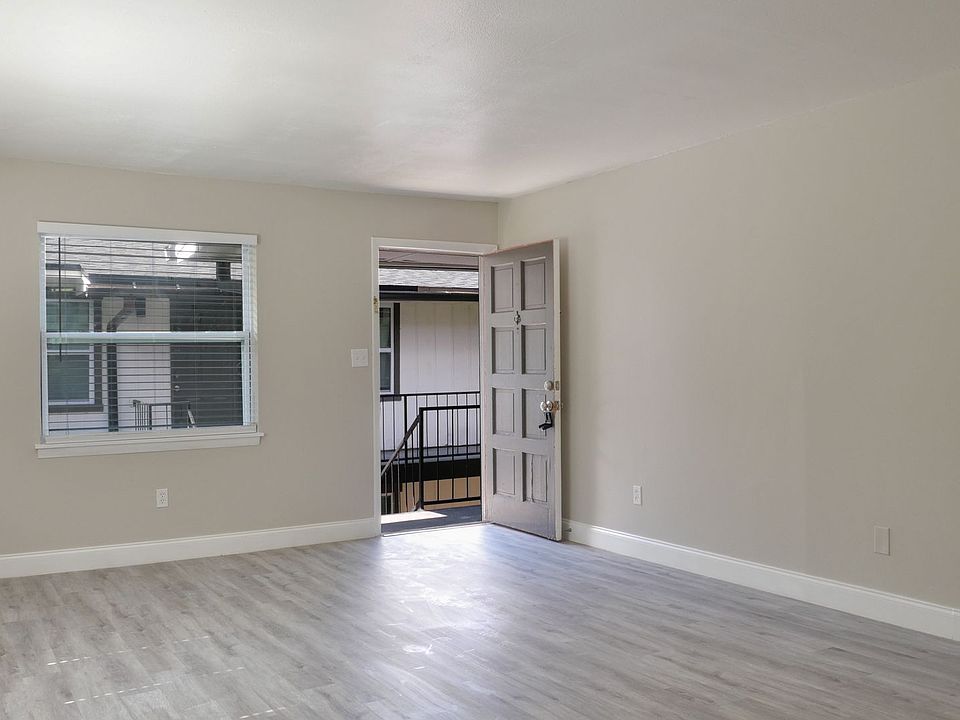 Salisbury Apartments 125 S Salisbury Ave Deland FL Zillow