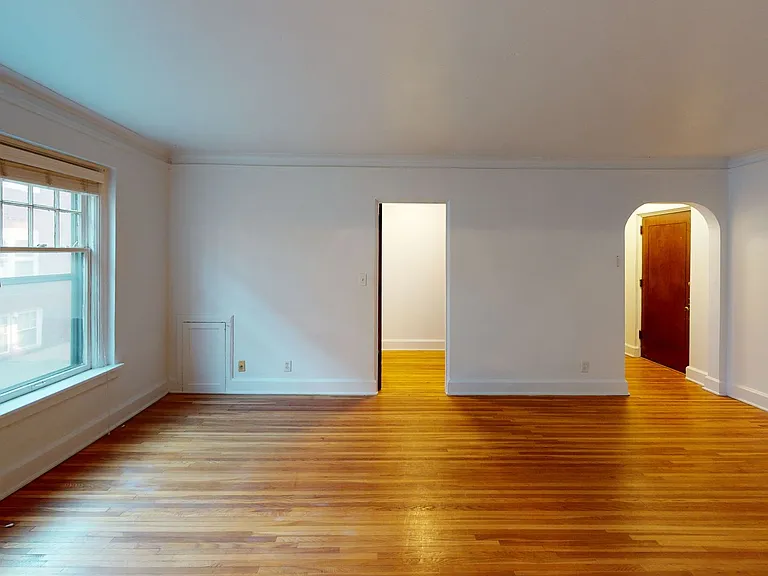 Summit Terrace Flats — Photo 8