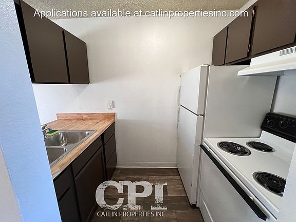 5th image of 3016 Maryland St #13