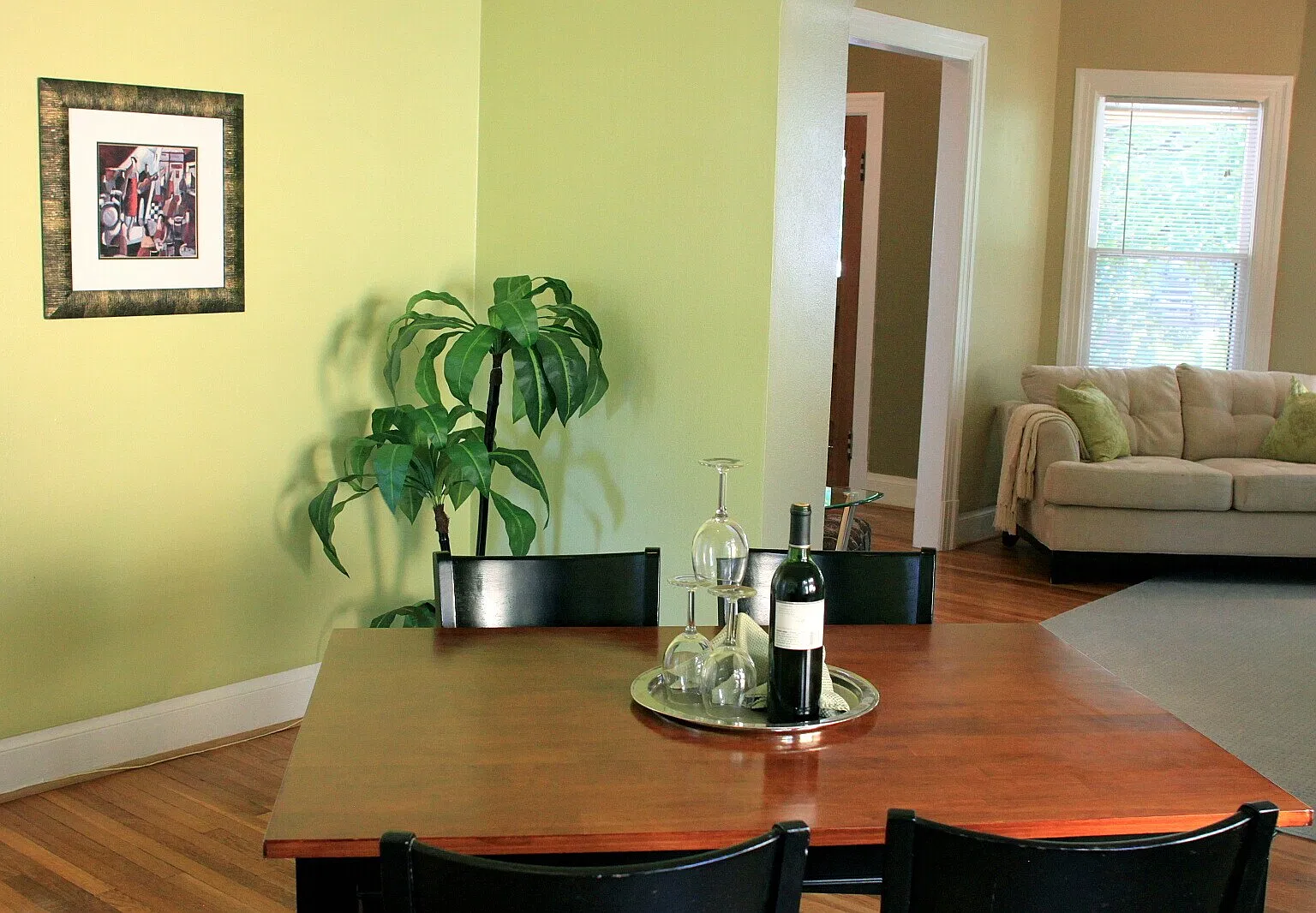 1 bed, 1450 sqft, $1,850 — Photo 3