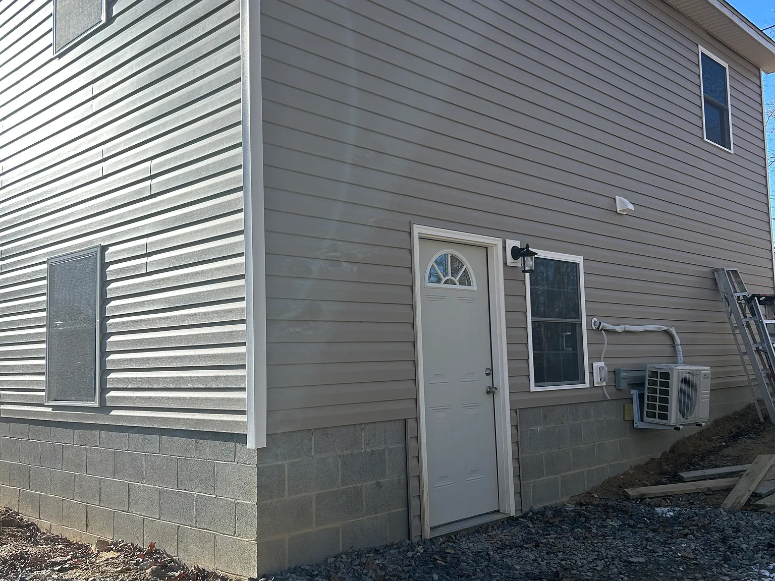 2 bed, 800 sqft, $1,000 — Photo 1