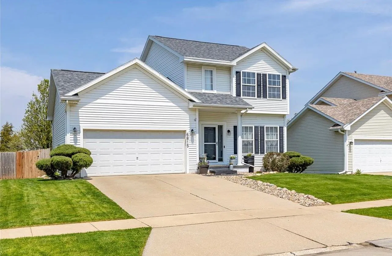 6815 Northview Dr — Photo 2