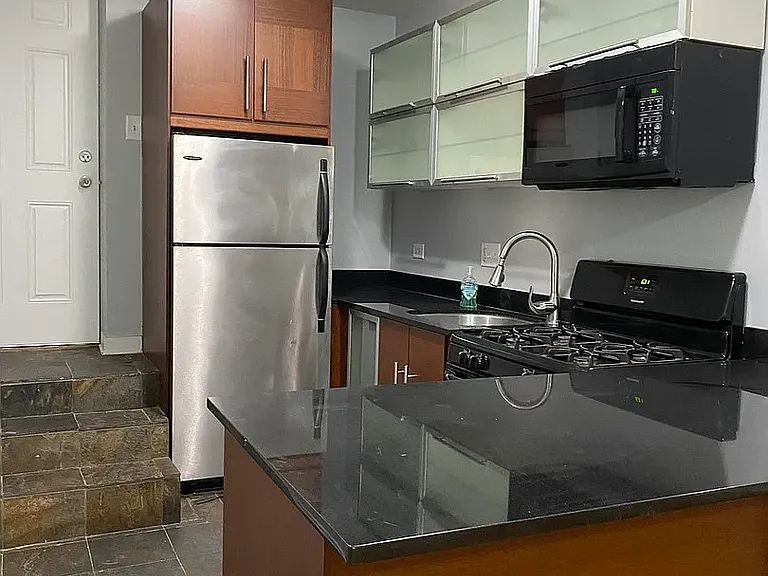 3231 W Hirsch St #1 — Photo 11