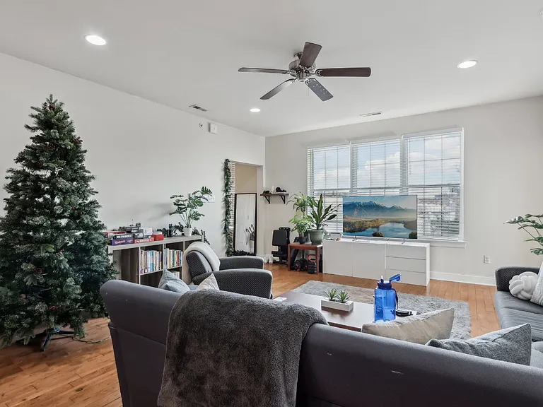 1242-44 N 16th St #3 — Photo 5
