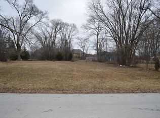 23925 N High Ridge Dr, Lake Zurich, IL 60047