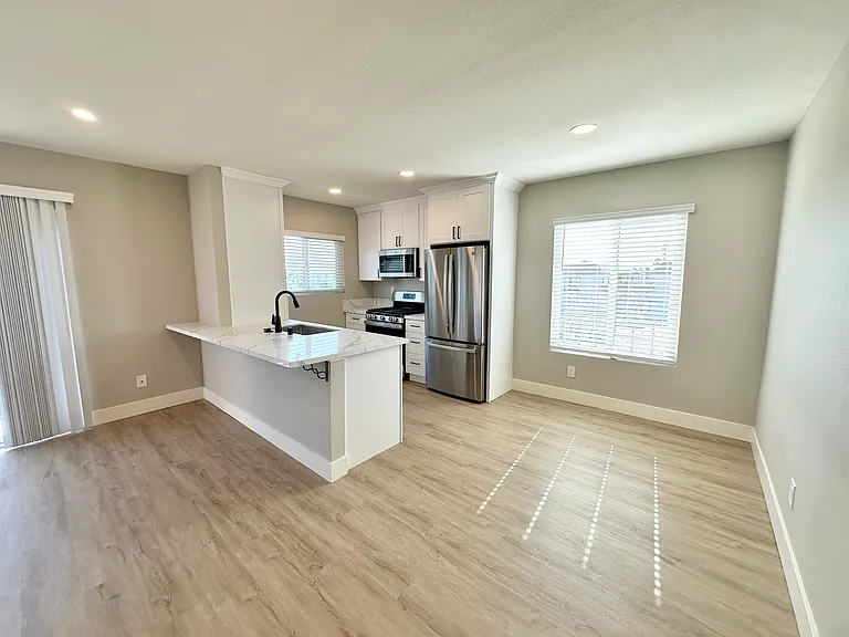 4567 Hawley Blvd #5 — Photo 3