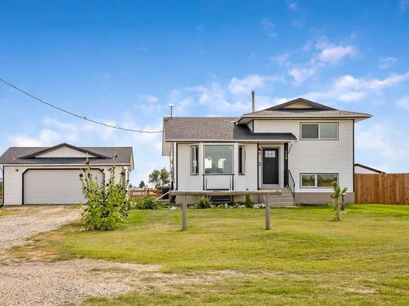115 N 5th St, Rocky View County, AB T1Z 0T6
