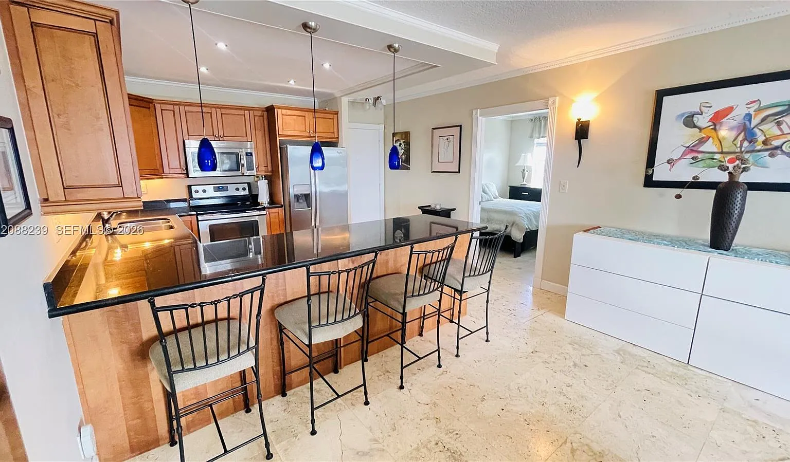 Leisure Beach Condo — Photo 4