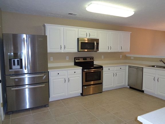 5th image of 2874 Meadow Pt
