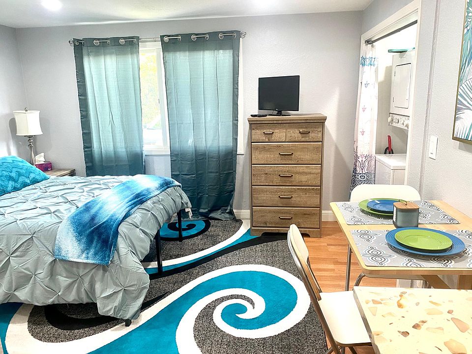 1st image of 100 Belwood Gtwy #A