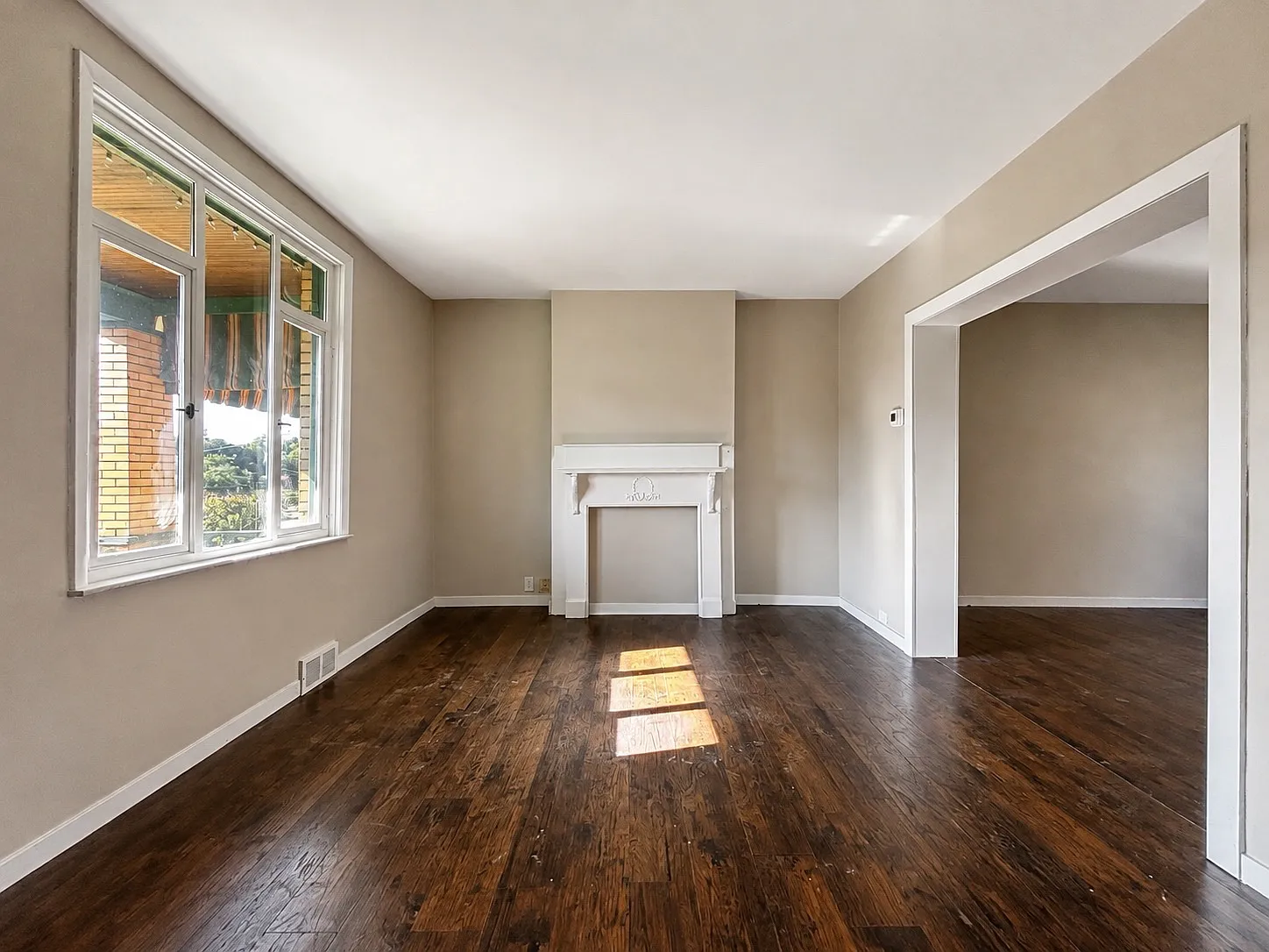 4 bed, 1400 sqft, $2,000 — Photo 3