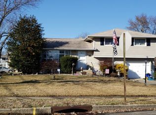 28 Stephen Dr, Glendora, NJ 08029