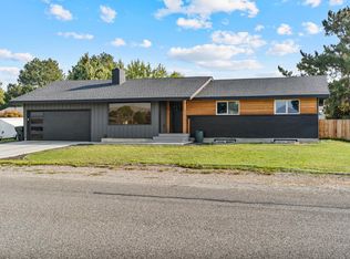 10013 W Argent Rd, Pasco, WA 99301