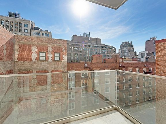 4th image of 14 W 14th St APT 6D