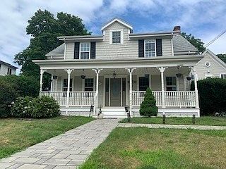2nd image of 391 Adams St