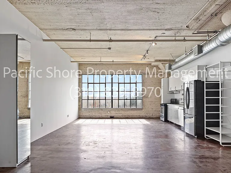 1855 Industrial St #408 — Photo 1