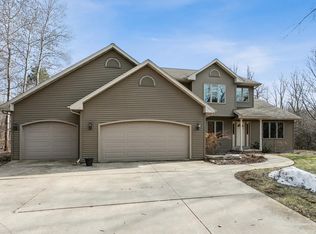 W4954 Emery Ln, Fond Du Lac, WI 54937