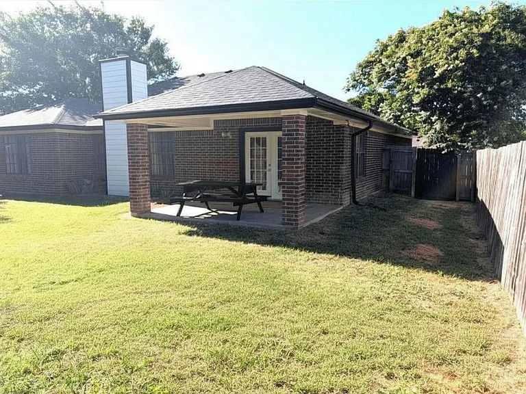 4205 Bluestem Ln — Photo 29