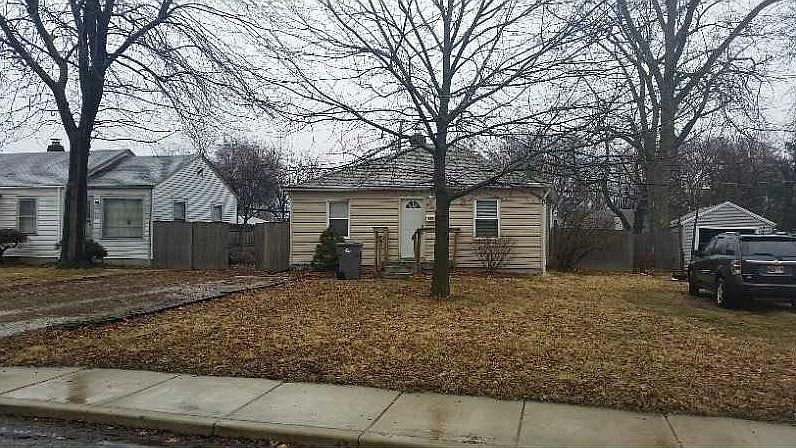 1st image of 1501 N Luett Ave